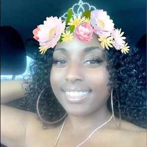 Meet your Posher, Briana